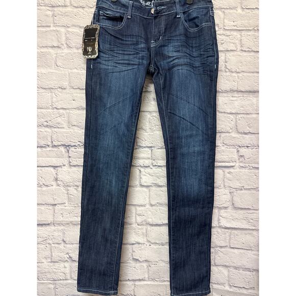 NV Jeans Lightly Distressed Straight Leg Beaded Pockets Sz Juniors 11 NEW w/tags - Picture 1 of 5